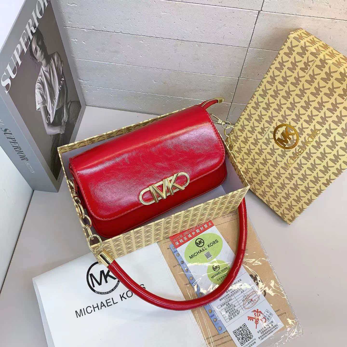 Women'S Bags Michael Kors - Женская сумка на цепочке Michael Kors,