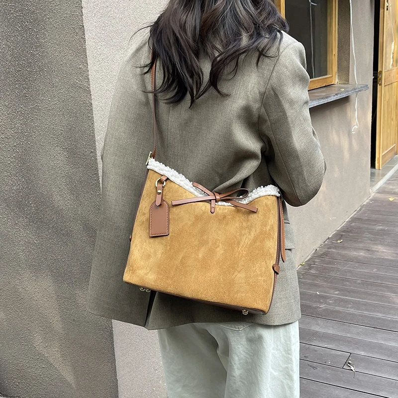 Сумки через плечо из искусстве – обзор и цена Women Bags Branded Sale